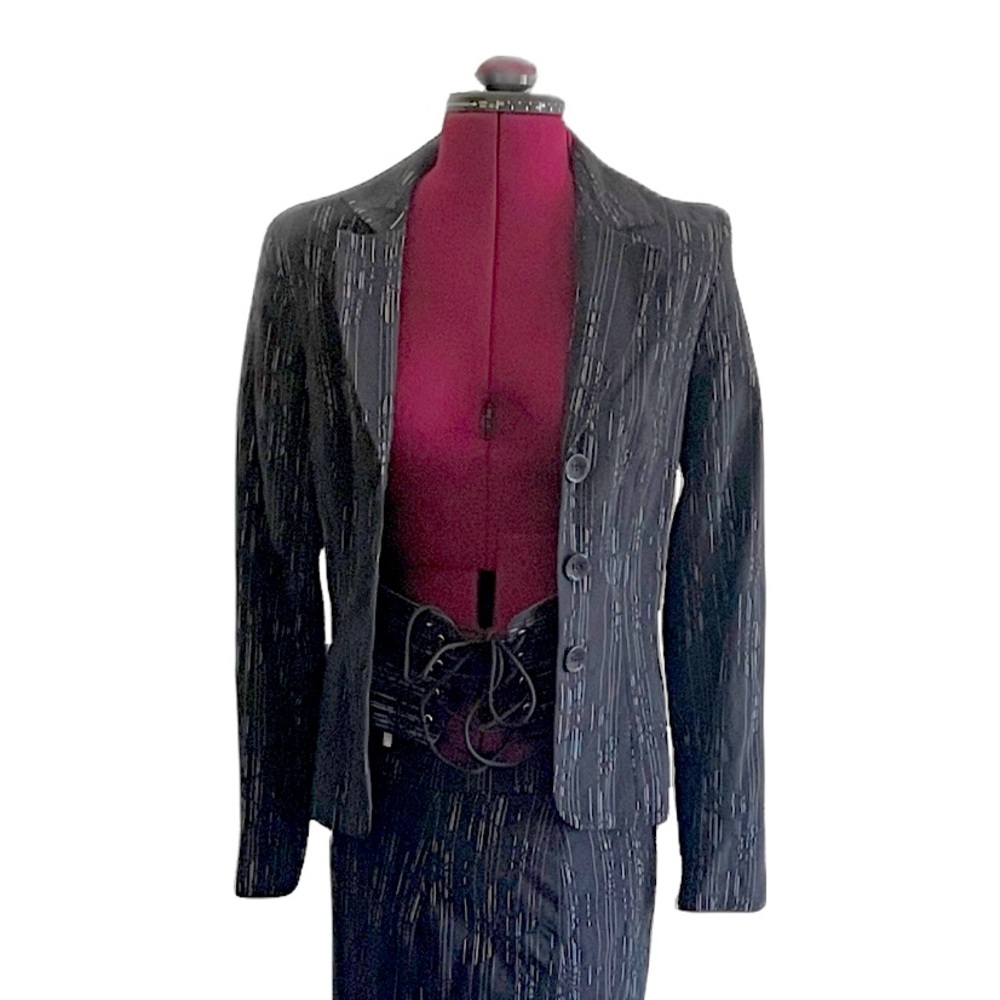 2 piece NueVa womens suit. Worn only once!  Mix and match. Corset is so cool!